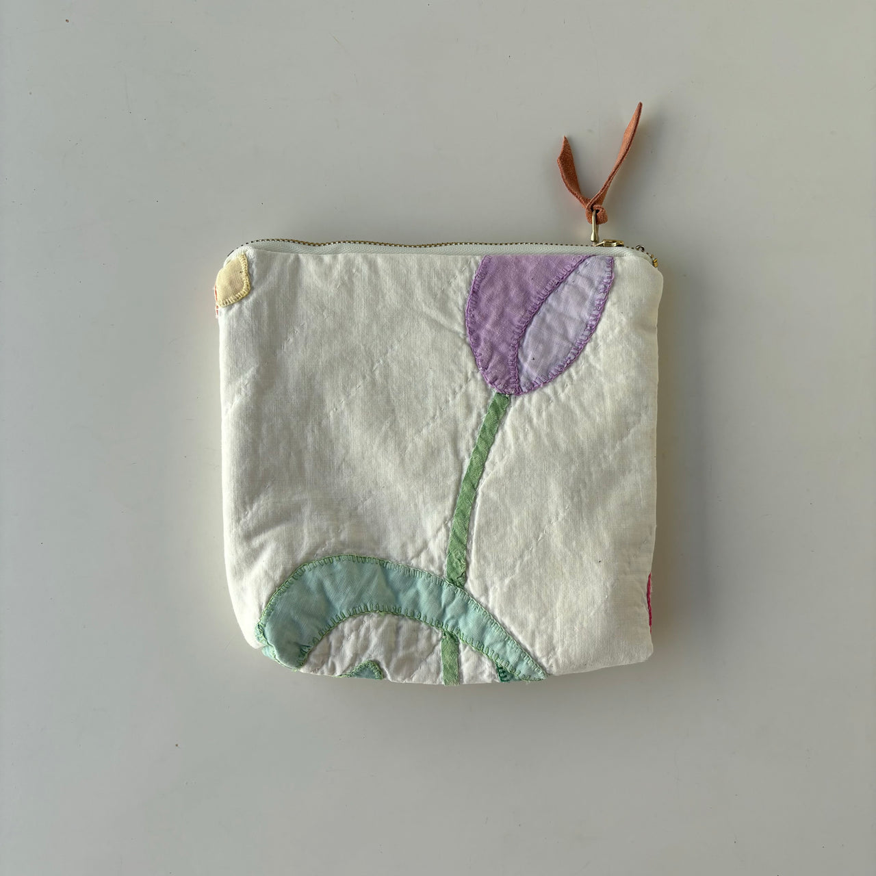 Square Tulip Vintage Quilt Bag